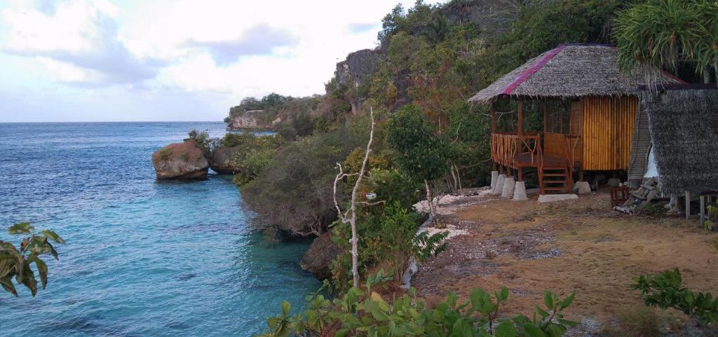 Pombero Lodge