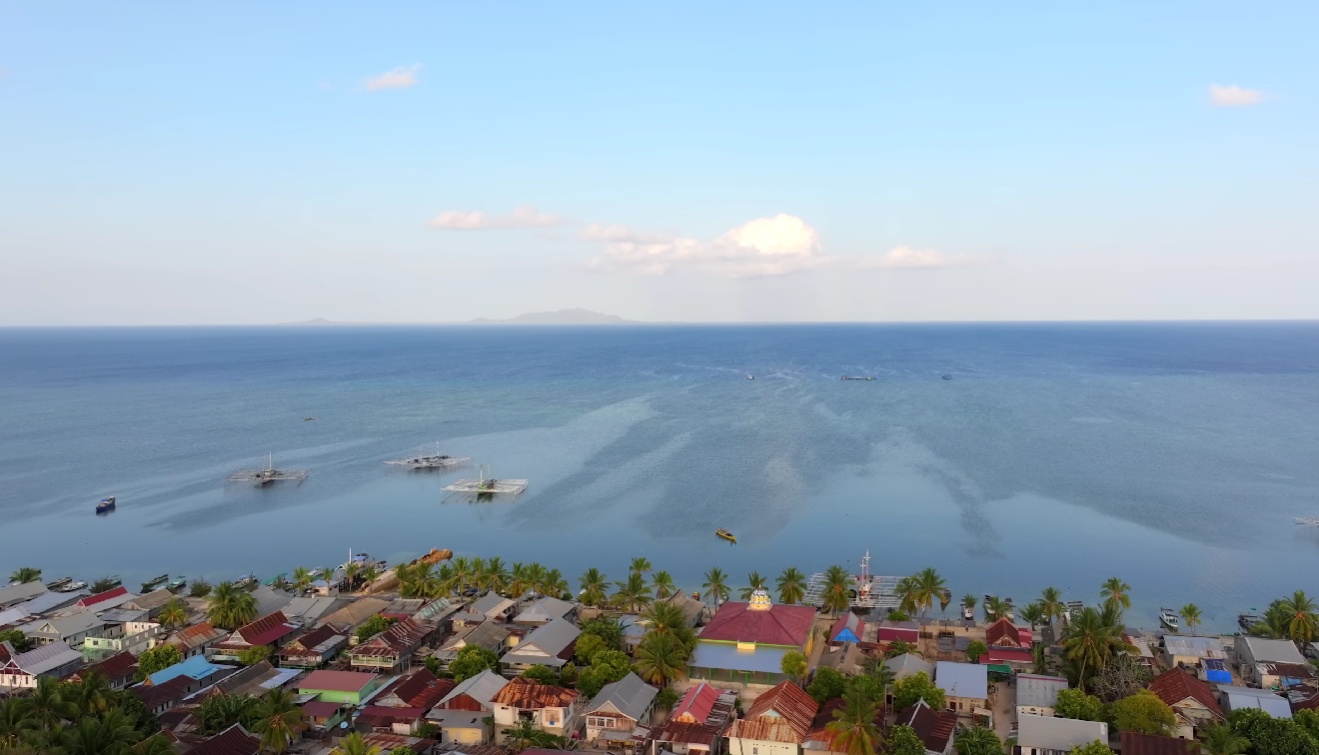 Ekspedisi Atol Taka Bonerate: Terumbu Karang Raksasa & Laguna Hiu Kecil