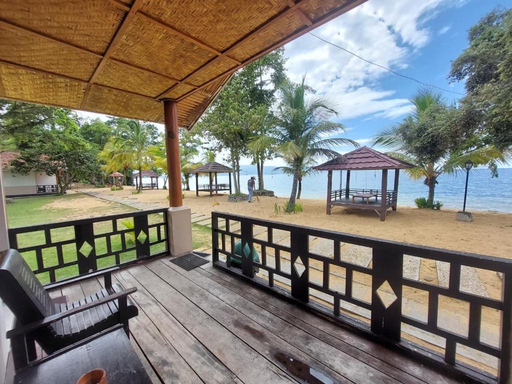 Siuri Cottages & Restaurant