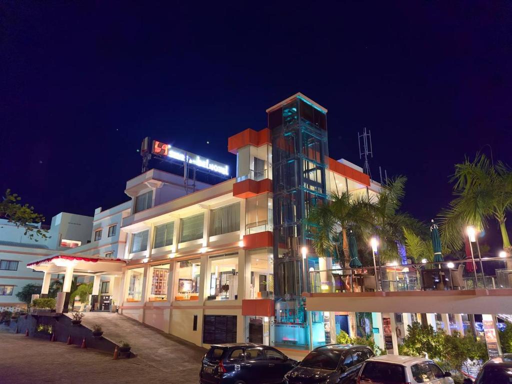 Swiss-Belhotel Silae Palu