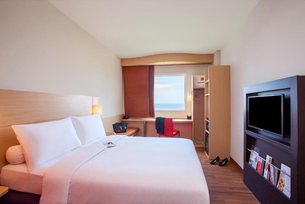 Ibis Manado City Center Boulevard