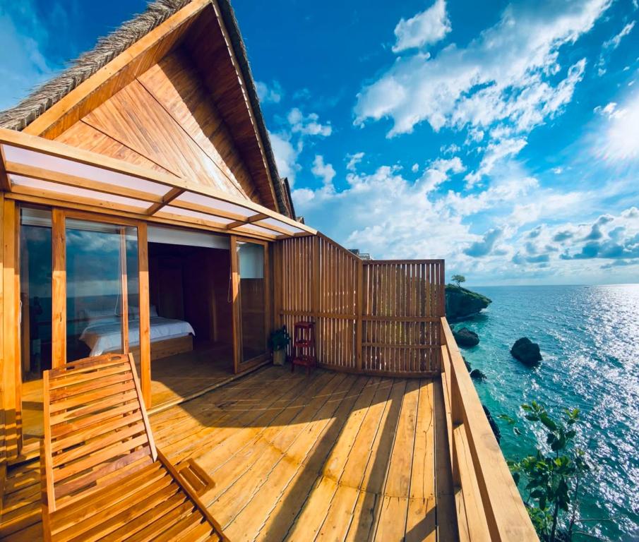 Aresona Cliff House