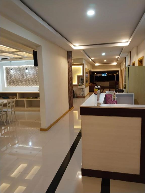 Wisma Sidapore teluk bayur Salakan