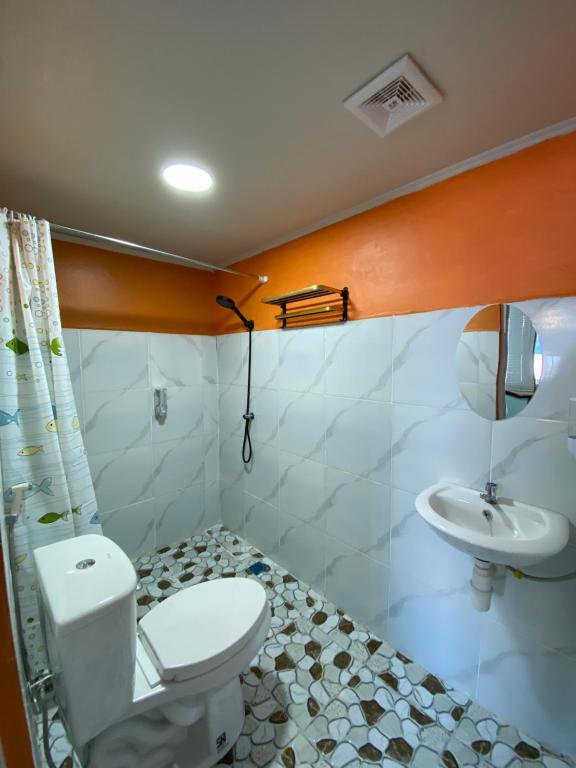 Three Ken Homestay & Cafe