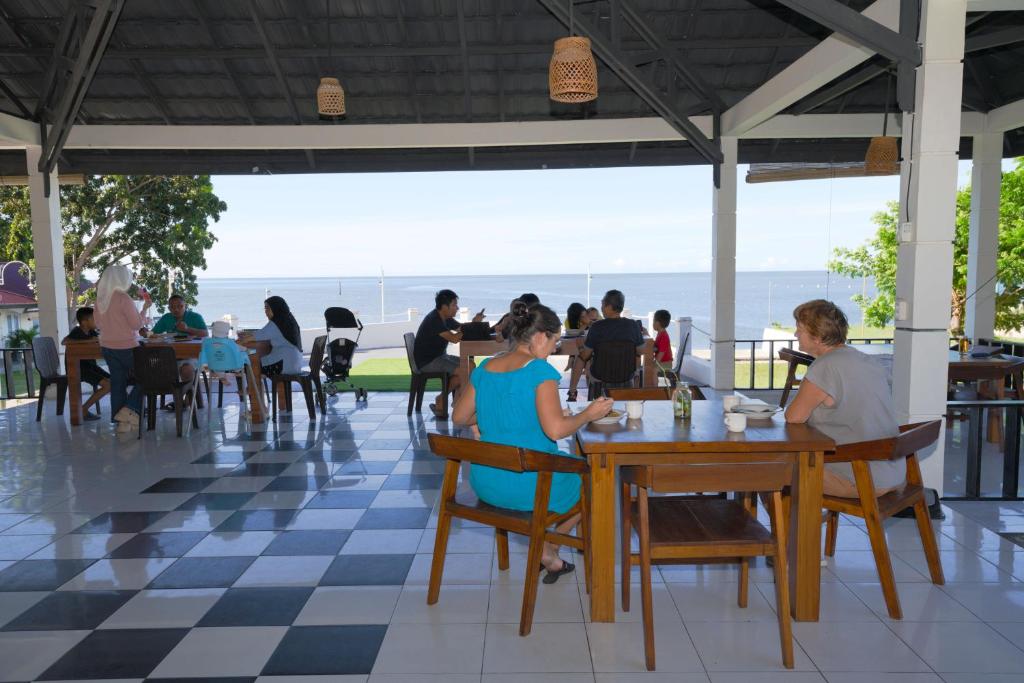 Oceana Dive Resort