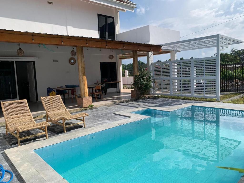 Villa Elfame Lokon
