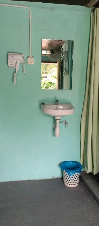 Talaga Tomohon Home Stay and Fishing Pond