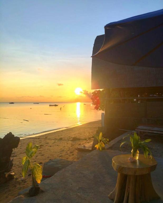 Bunaken Paradise Beach Homestay