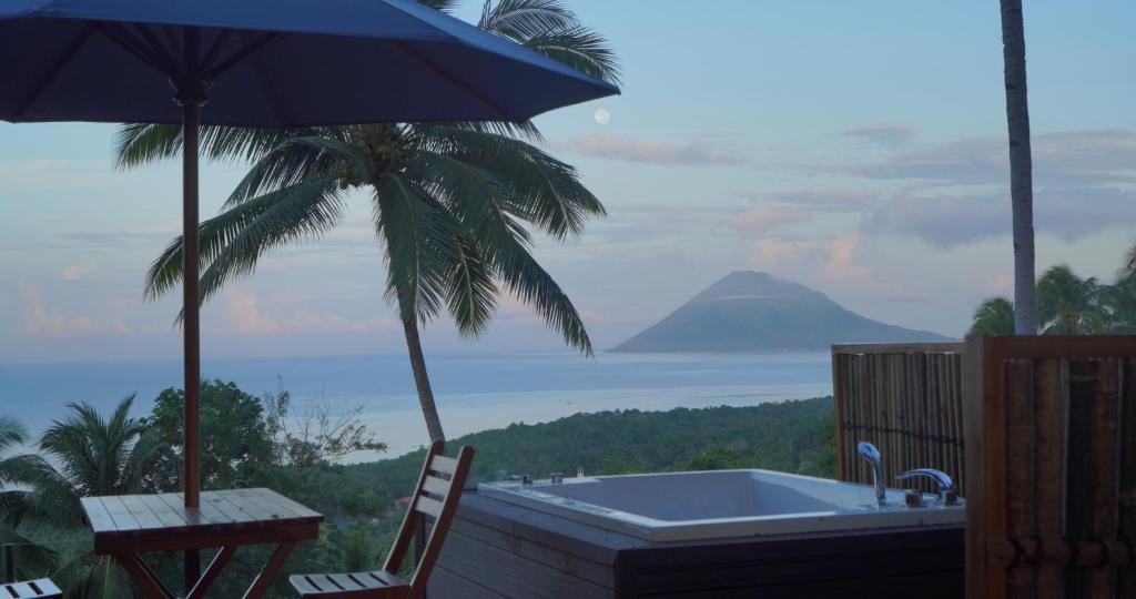 Bobocabin Bunaken Hills