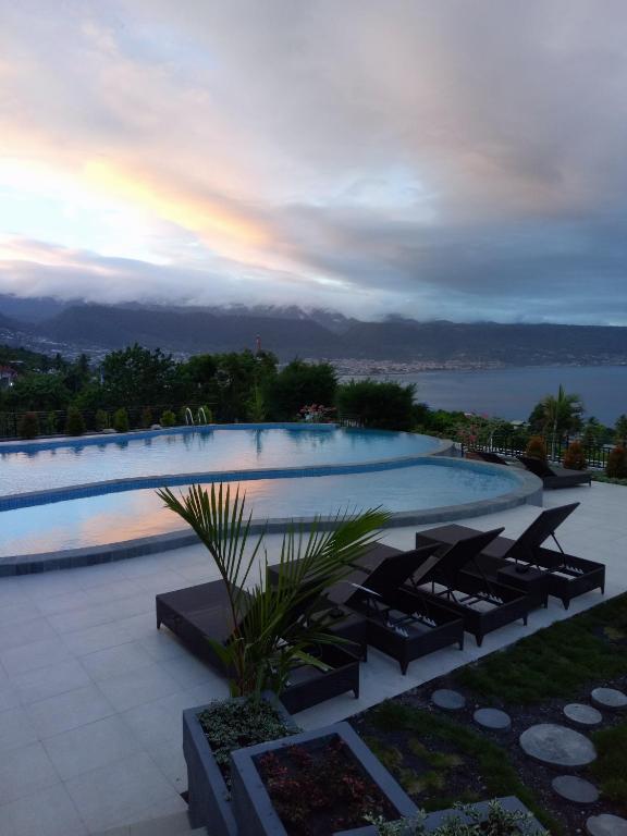 Hotel Santika Luwuk