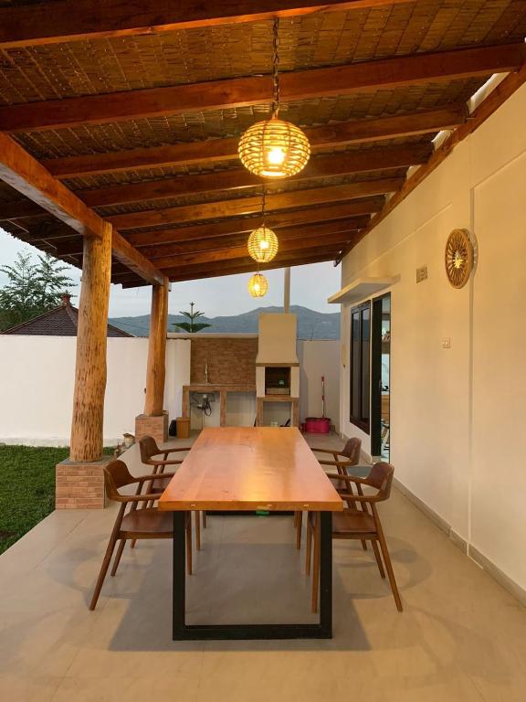 Villa Elfame Lokon