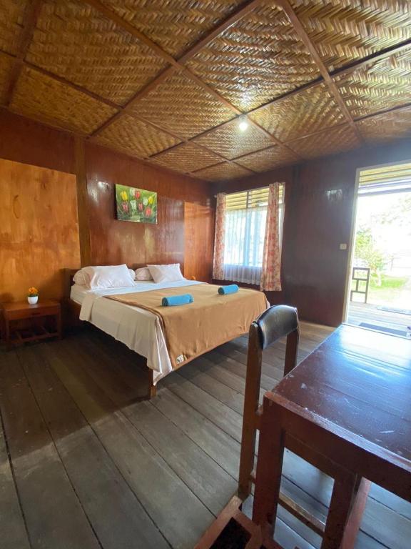 Siuri Cottages & Restaurant