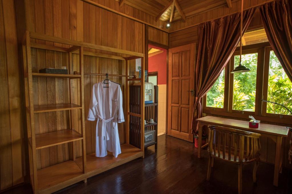 K2 Lembeh Dive Resort