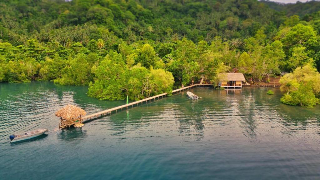 Joe Dive Resort