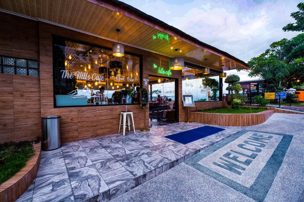 Bukit Indah Doda Hotel & Resorts