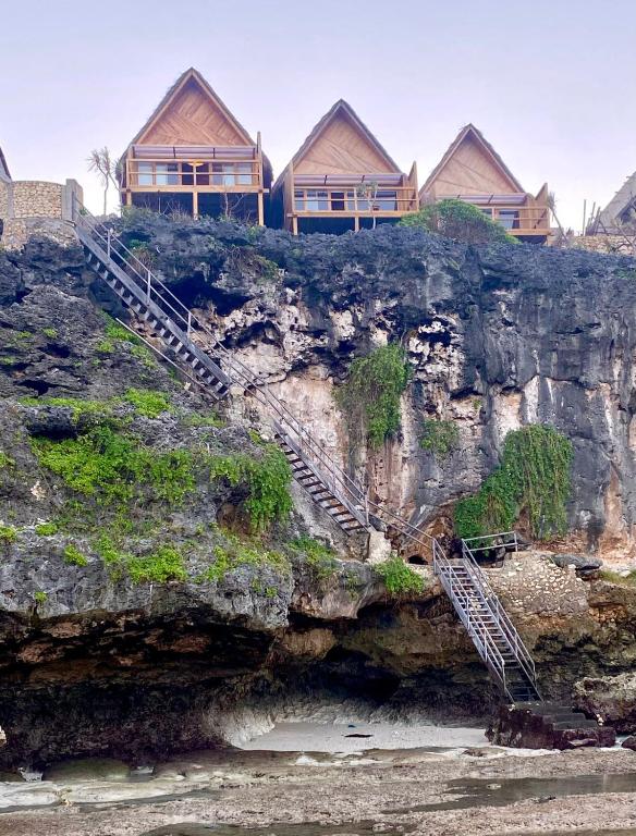 Aresona Cliff House